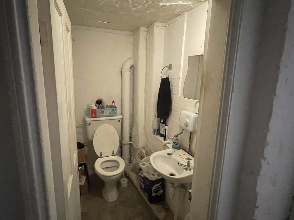 390 Sq Ft, The Arcade, Bristol, BS1 - Available, Image 5