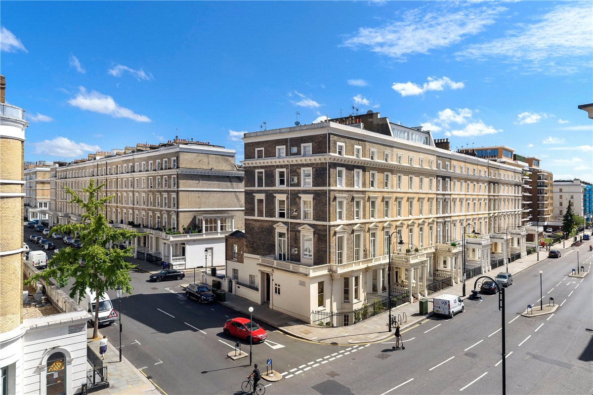 4 bedroom Flat, St Georges Court, Gloucester Road, SW7 - Available, Image 1