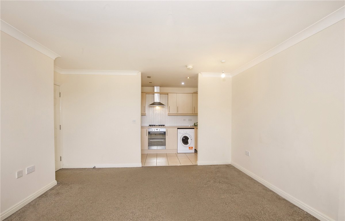 2 bedroom Flat, Blackthorn Drive, Huddersfield, HD3 - , Image 2