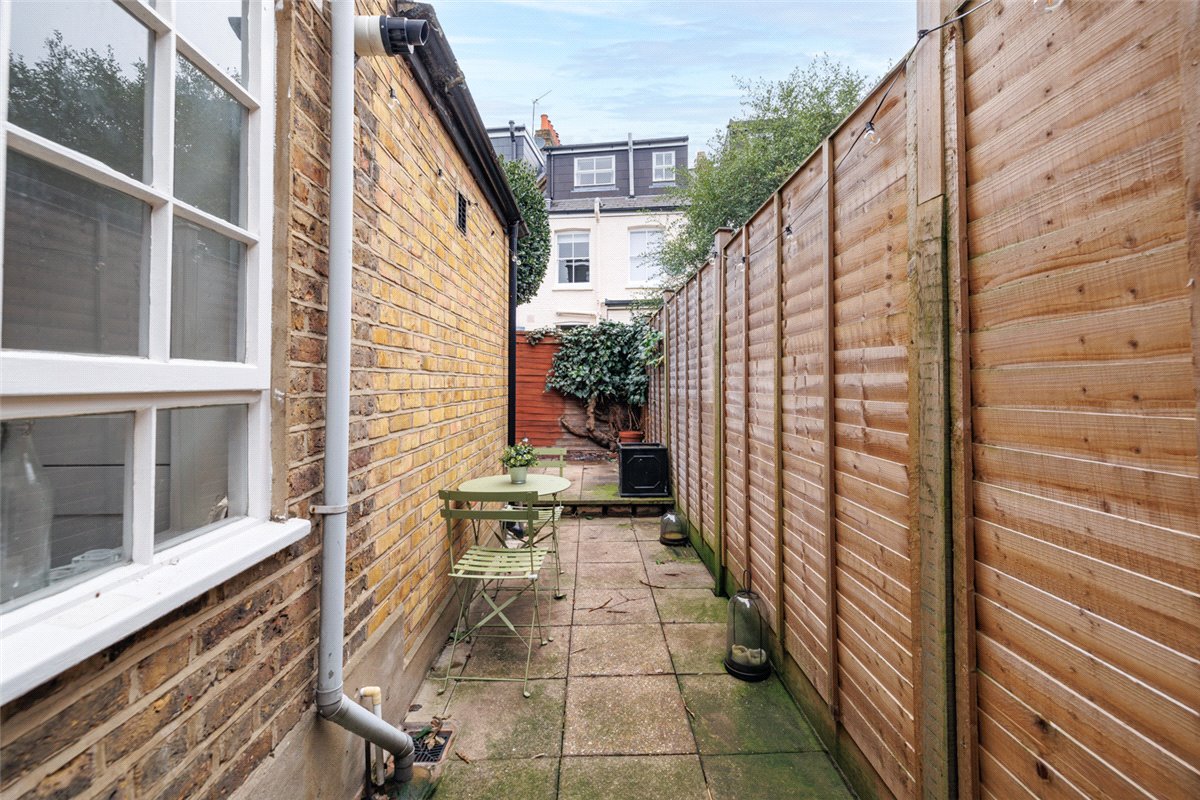 2 bedroom Cottage, Thorne Street, London, SW13 - , Image 18