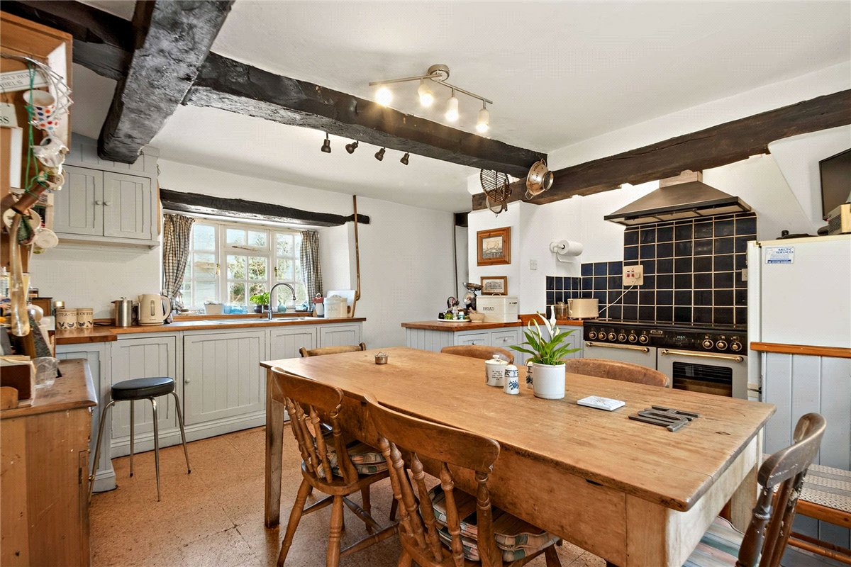 5 bedroom House, Sheepdrove Hill, Lambourn, RG17 - Available, Image 9