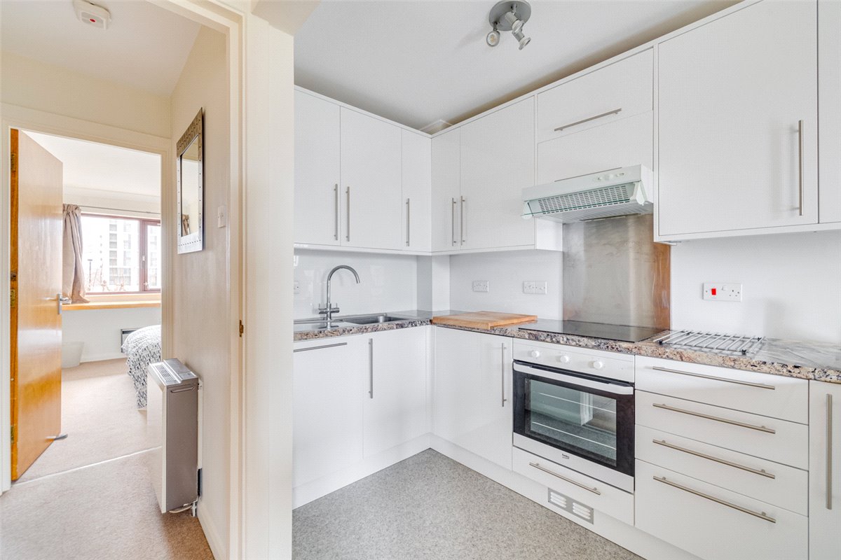 2 bedroom Flat, Maltings Place, London, SW6 - Available, Image 1
