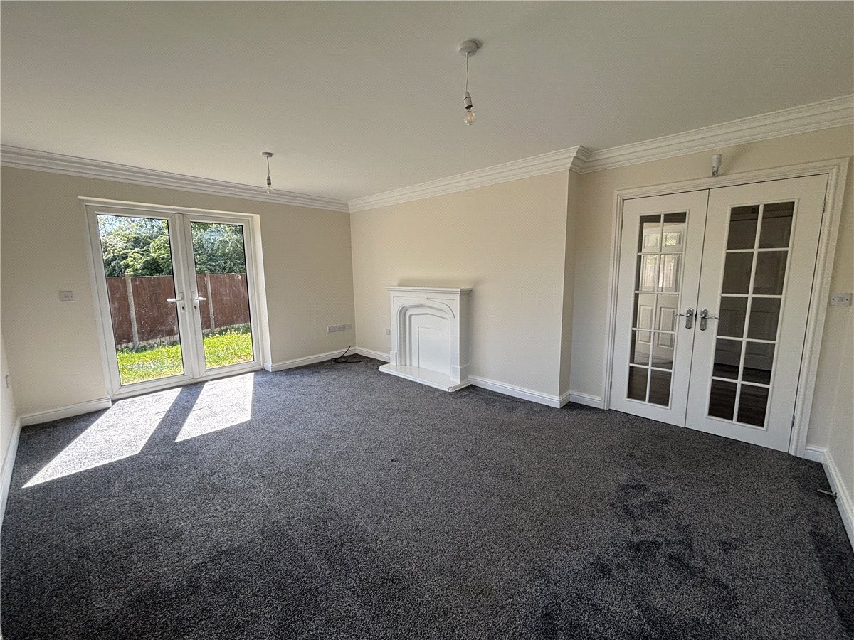 3 bedroom Bungalow, Nascot Close, Bramley, S66 - Available, Image 10