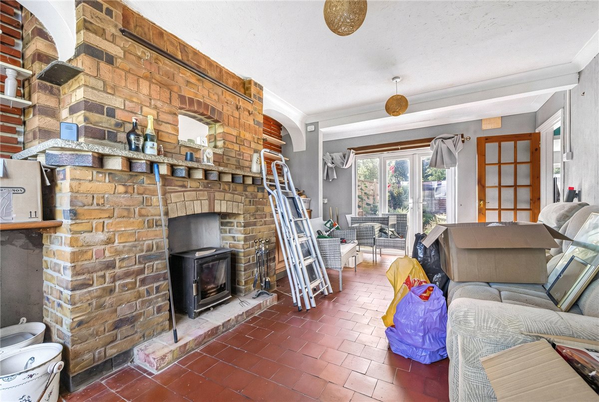 3 bedroom House, Church Street, Great Bedwyn, SN8 - Available, Image 1