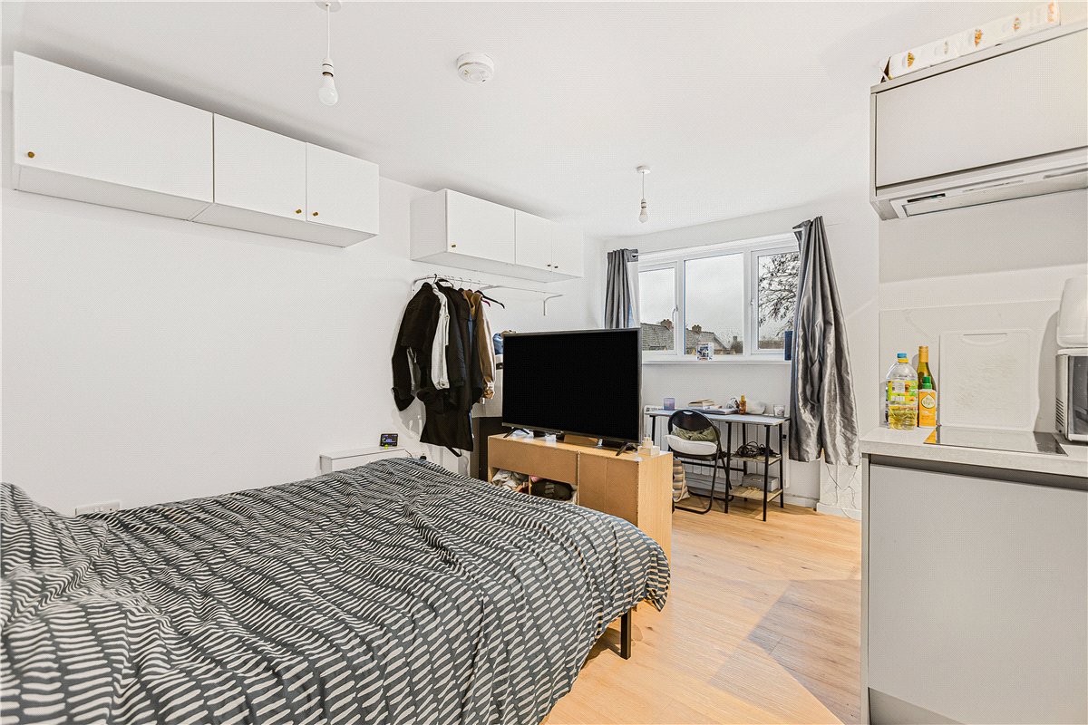 1 bedroom Flat, 37 Mill Street, Eynsham, OX29 - Available, Image 4