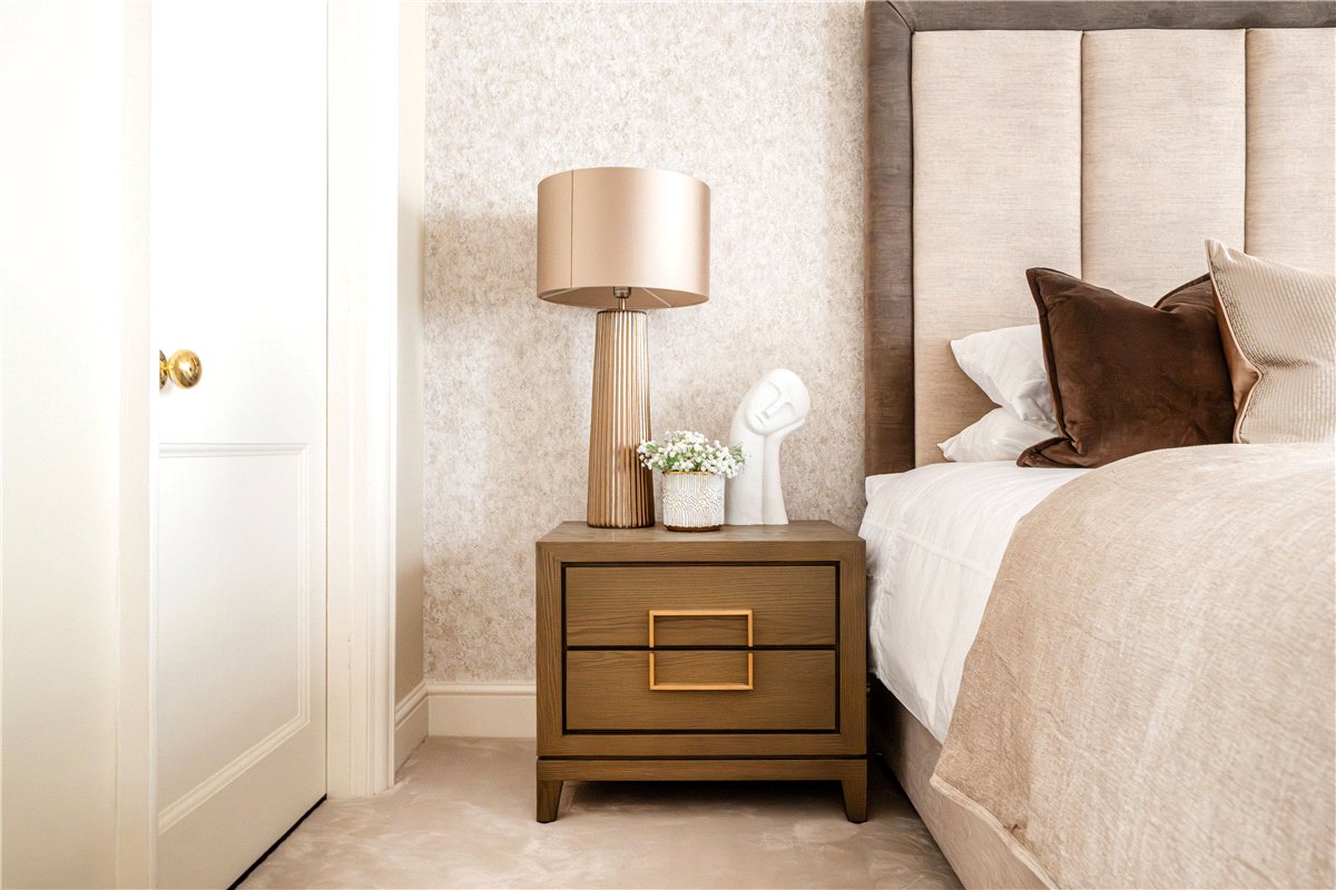 3 bedroom House, Woods Mews, Mayfair, W1K - Available, Image 32