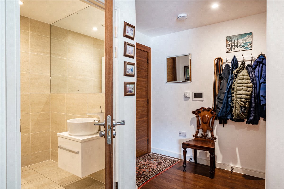 2 bedroom Flat, Victoria Bridge Road, Bath, BA2 - Available, Image 7