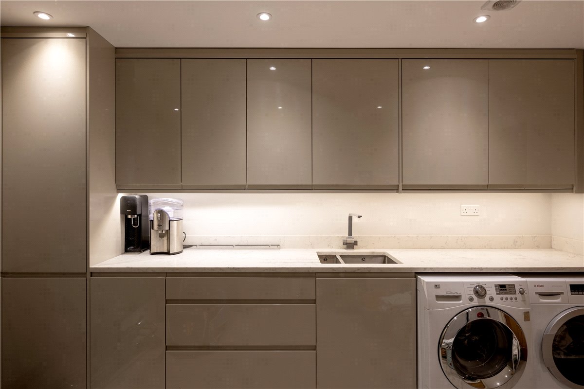 6 bedroom House, Trinity Road, London, SW18 - Sold, Image 8