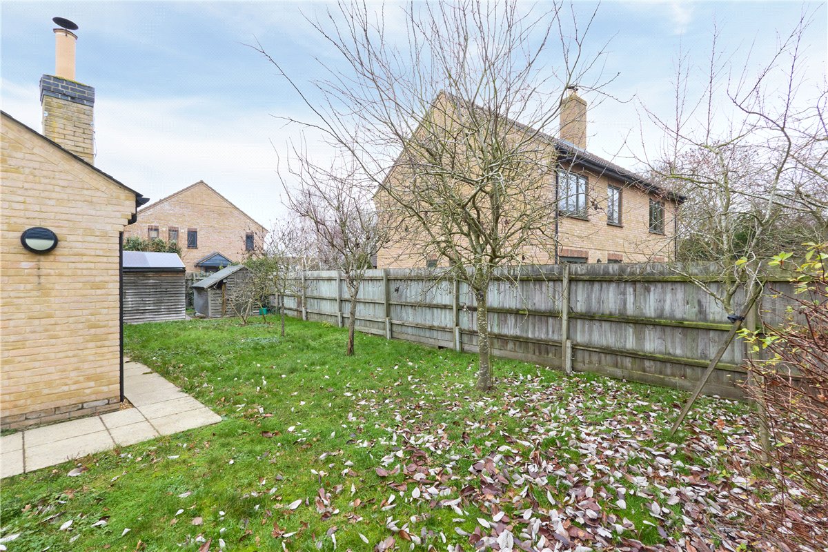 3 bedroom Bungalow, High Street, Waterbeach, CB25 - Available, Image 1