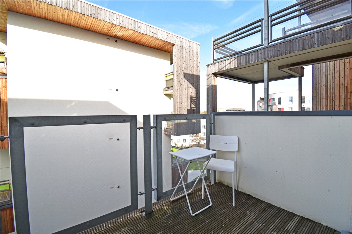 2 bedroom Flat, Glenalmond Avenue, Cyan Building, CB2 - , Image 8