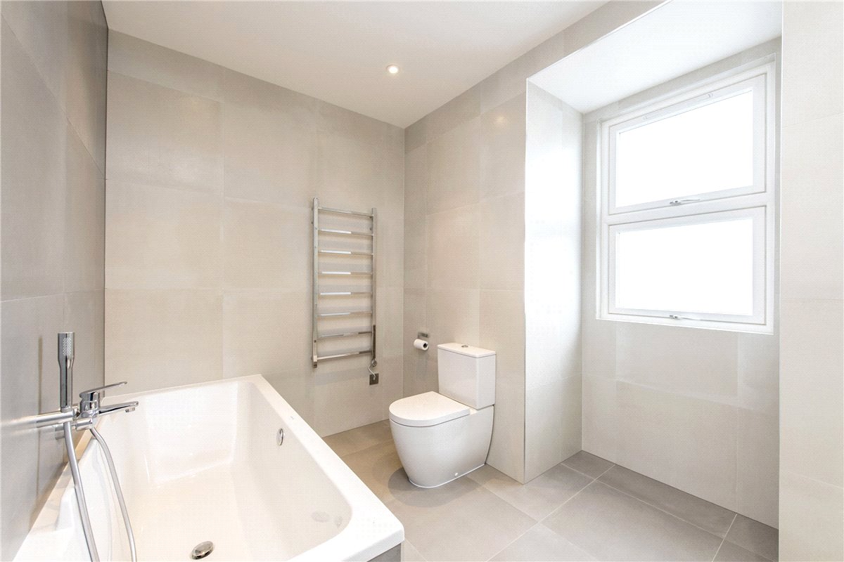 2 bedroom Maisonette, King Street, London, W6 - Let Agreed, Image 7