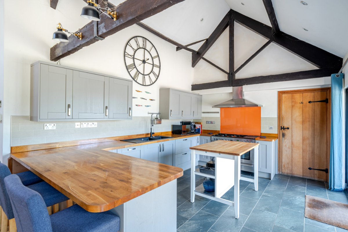 4 bedroom House, By The Byre Holidays & The Old Cow Byre, Whitechapel Lane, BA11 - Available, Image 10