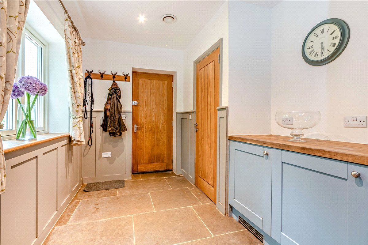 4 bedroom House, Highfield, Ashmansworth, RG20 - Available, Image 11