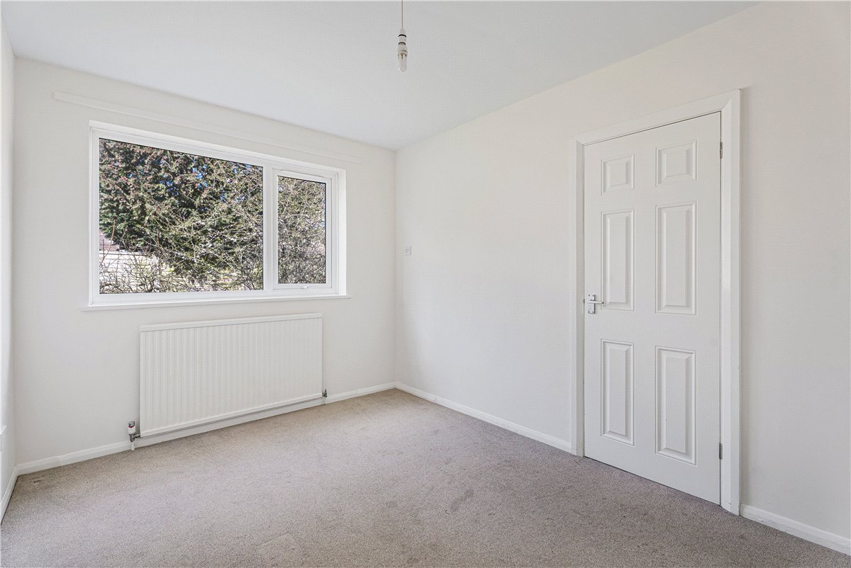 4 bedroom Bungalow, London Road, Wendover, HP22 - Available, Image 5