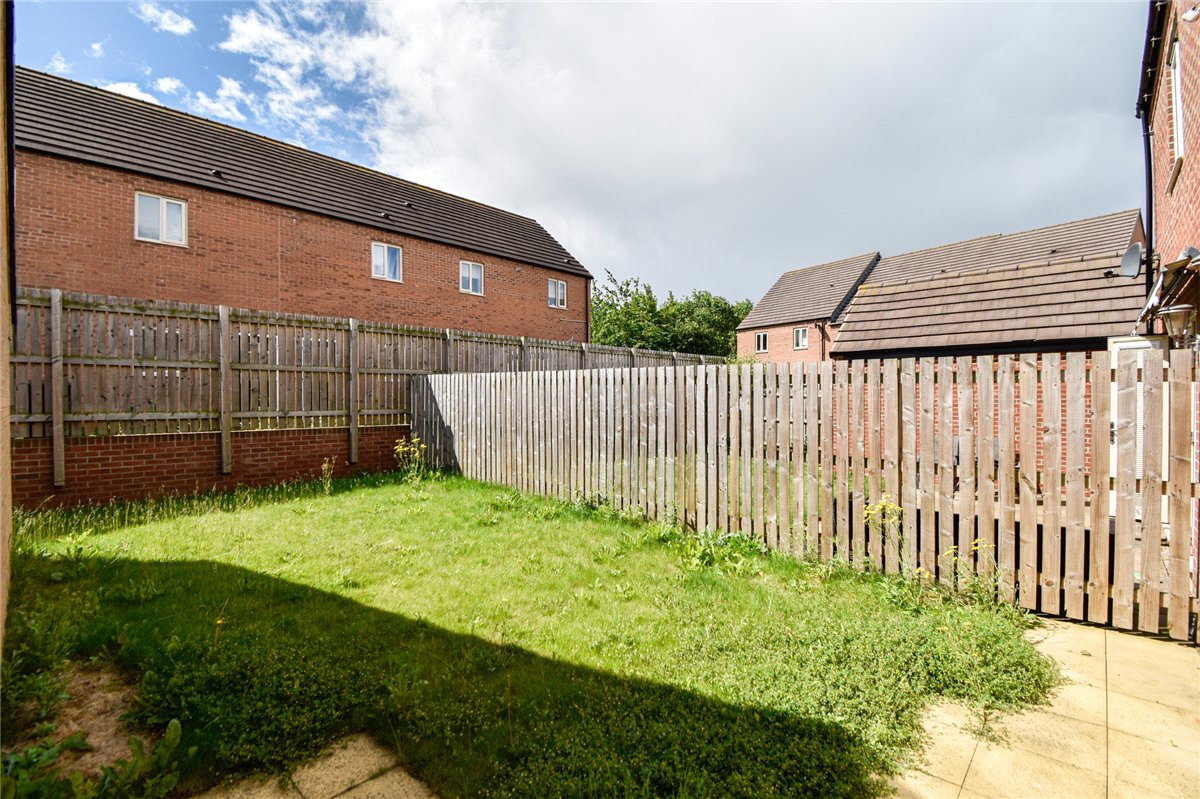 3 bedroom House, Swift Way, Castleford, WF10 - Let Agreed, Image 12