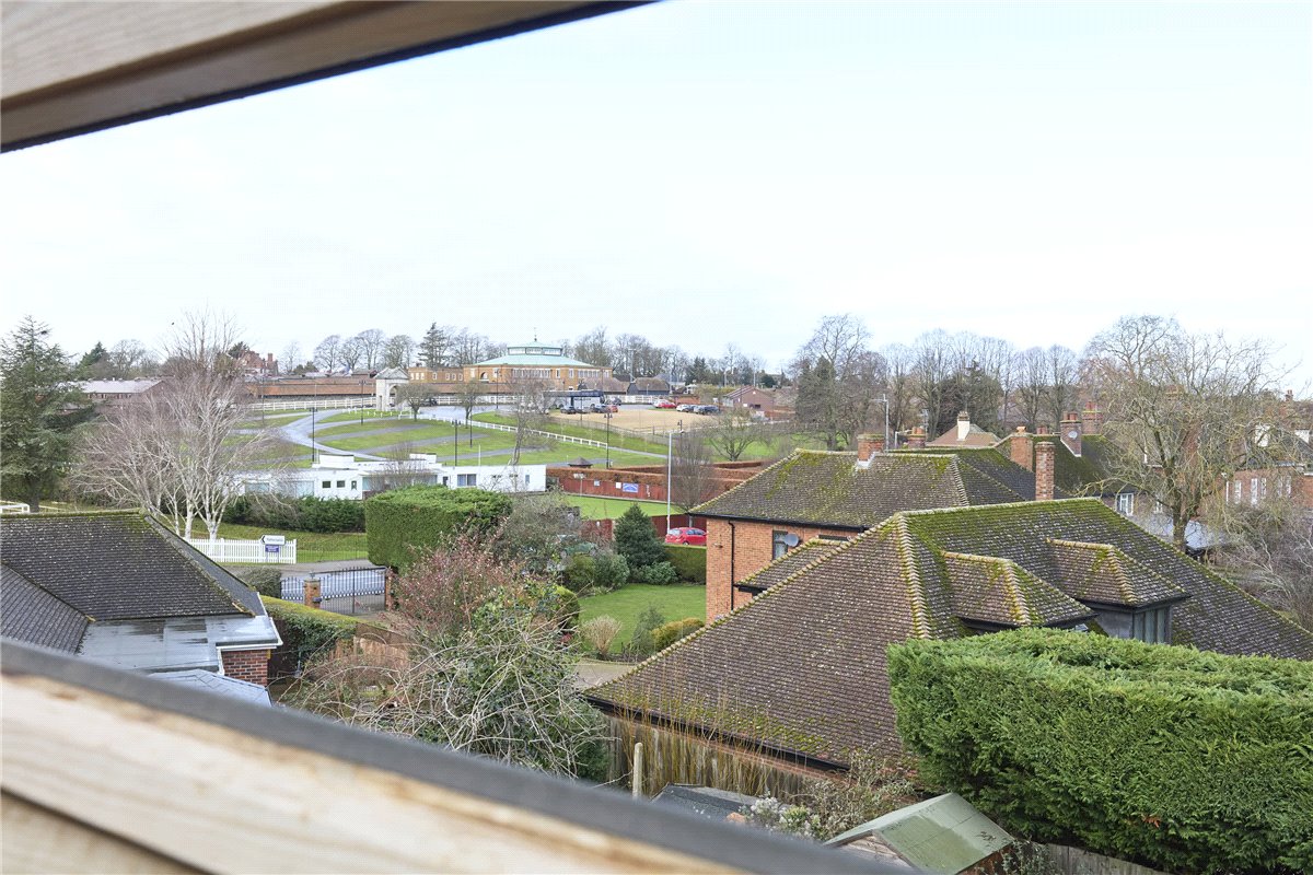 6 bedroom House, Warrington Street, Newmarket, CB8 - Available, Image 22