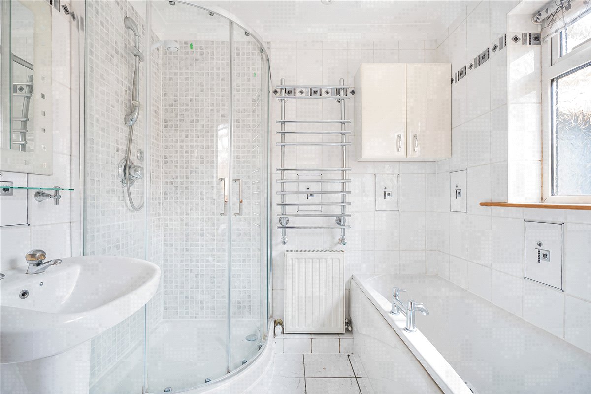 3 bedroom Bungalow, Nash Lee Lane, Wendover, HP22 - Available, Image 13