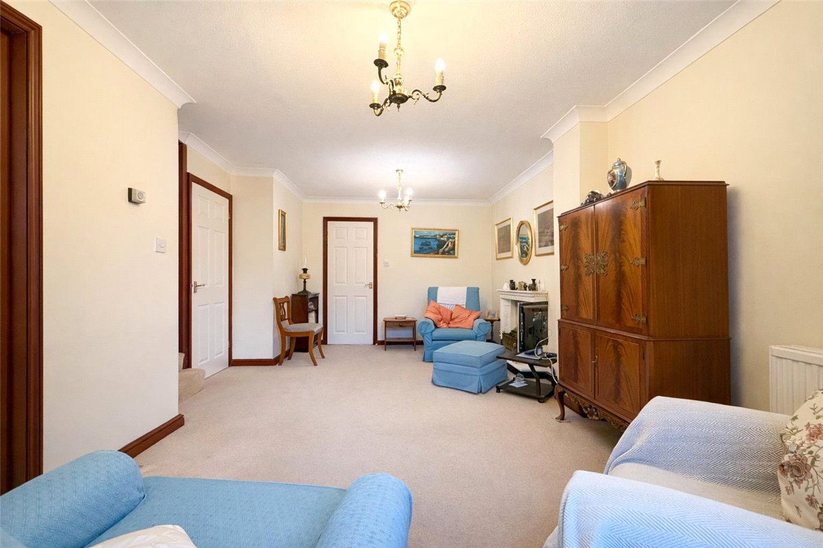 2 bedroom House, Fairlawns, Newmarket, CB8 - Available, Image 9