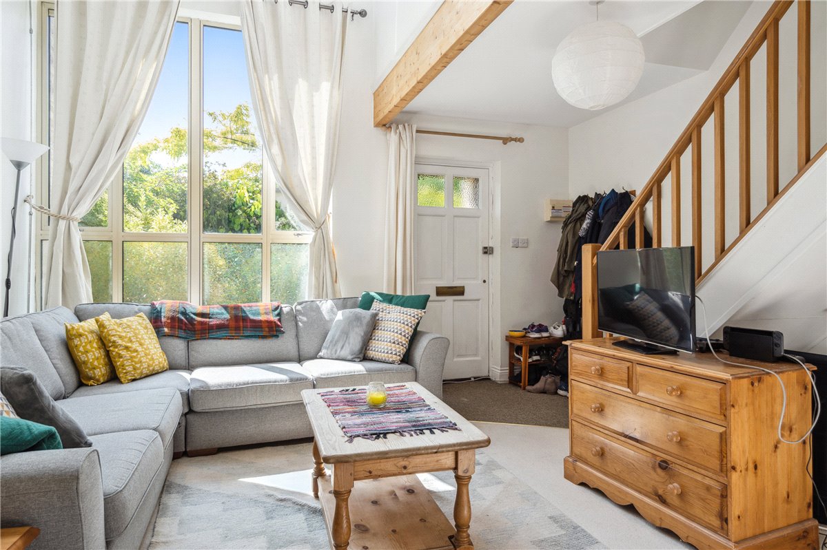 2 bedroom House, Linden Court, Holyoake Road, OX3 - 