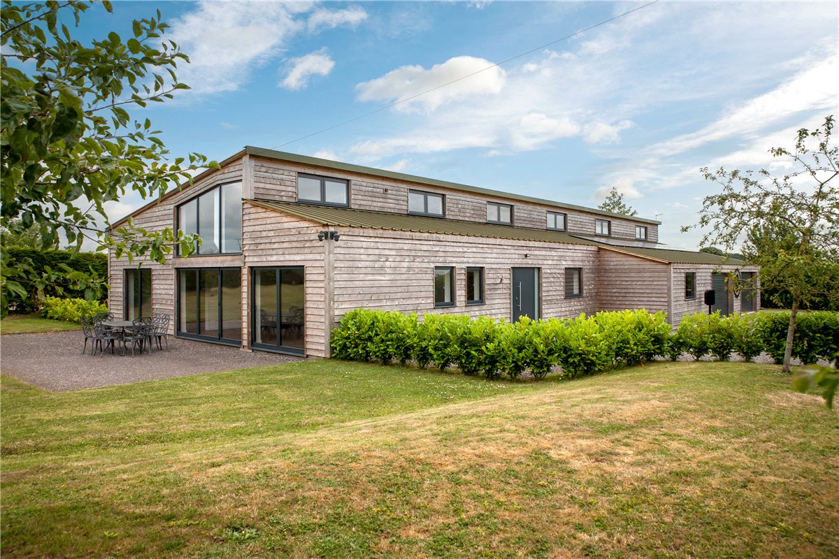 3 bedroom Barn Conversion, Challows Lane, Biddestone, SN14 - Sold