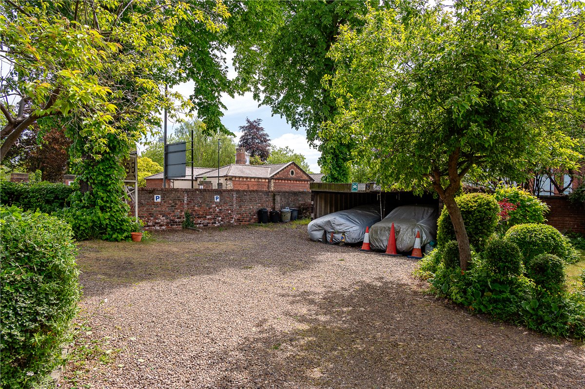 10 bedroom House, Fulford Road, York, YO10 - Available, Image 11