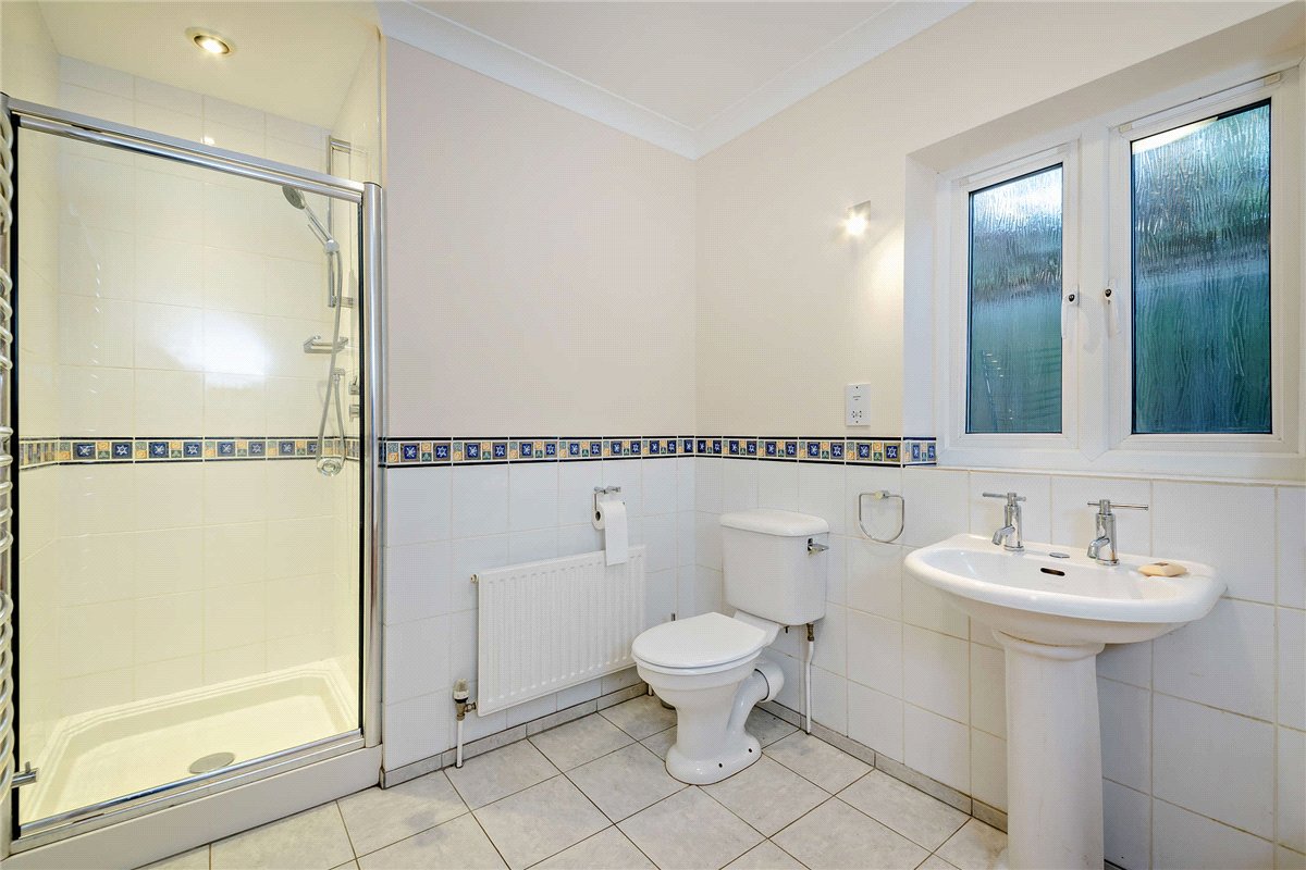 2 bedroom Bungalow, Enborne Road, Newbury, RG14 - Sold STC, Image 12