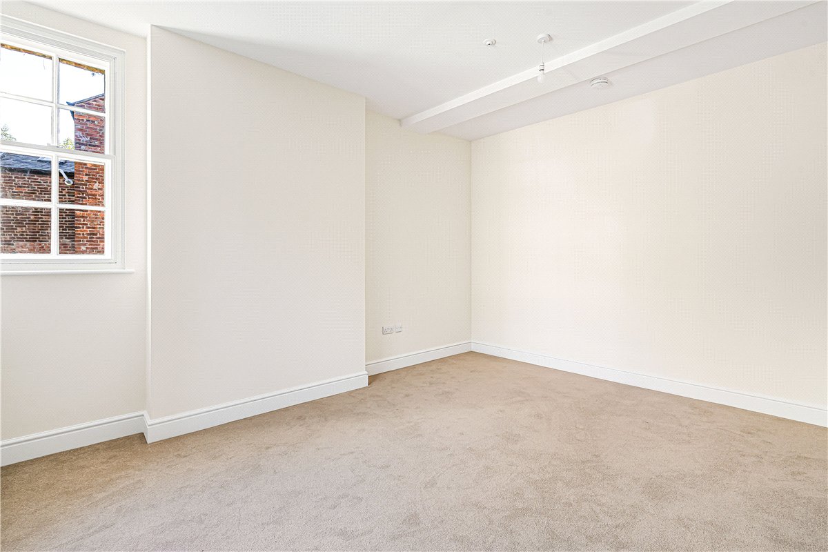 1 bedroom Flat, Walton Crescent, Oxford, OX1 - Available, Image 11