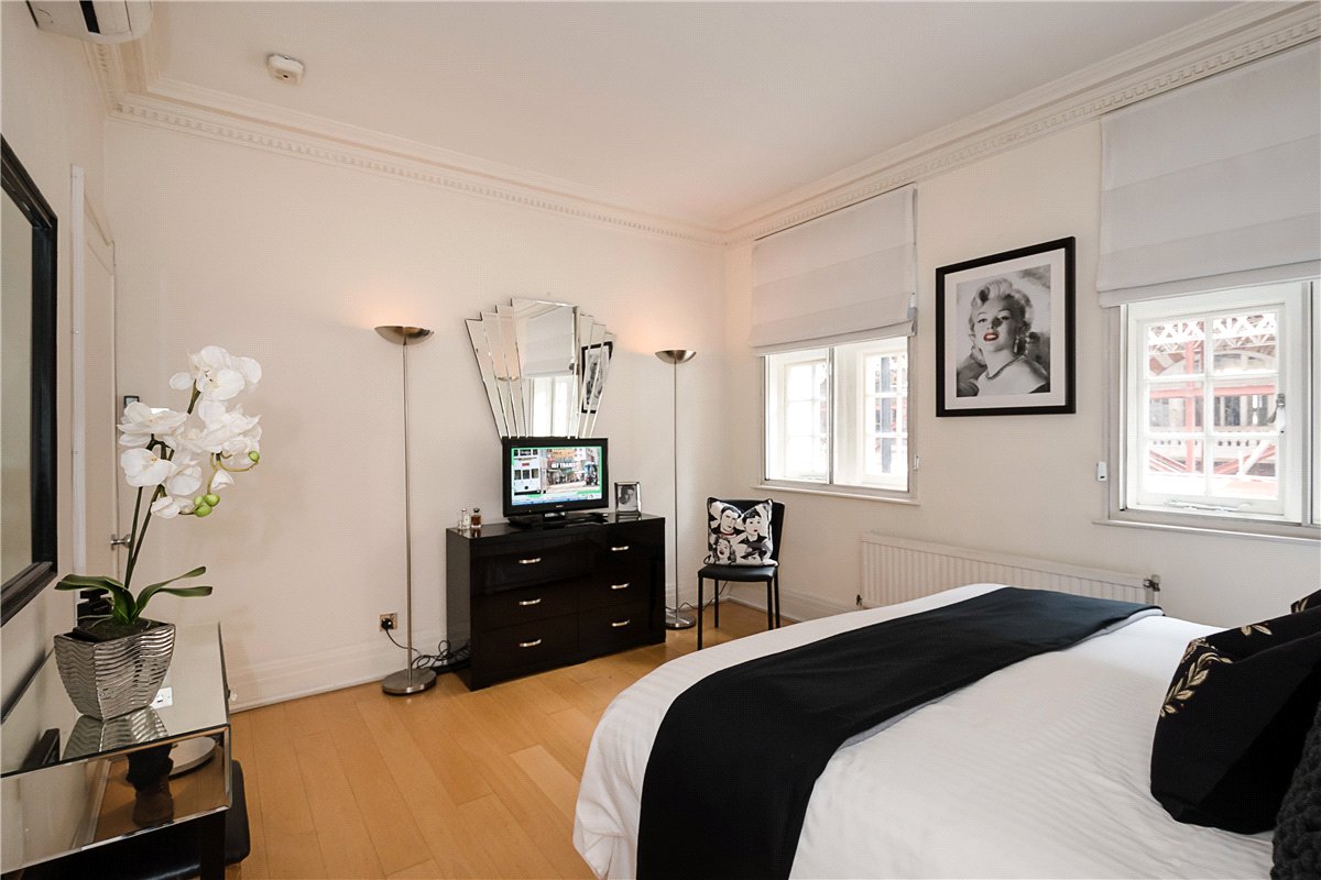 4 bedroom Flat, Knightsbridge, Belgravia, SW1X - Available, Image 3