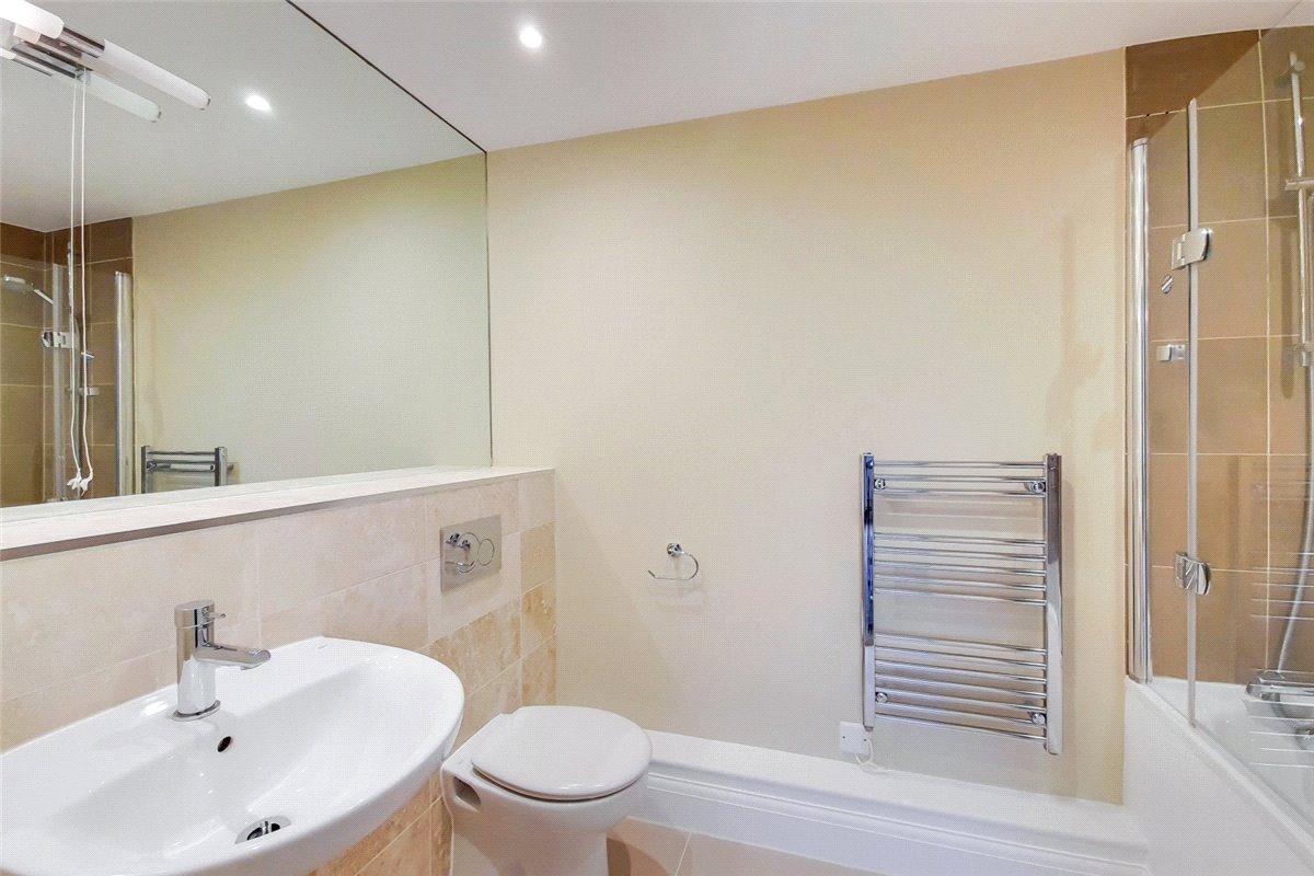 2 bedroom Flat, The Terrace, Barnes, SW13 - Available, Image 3