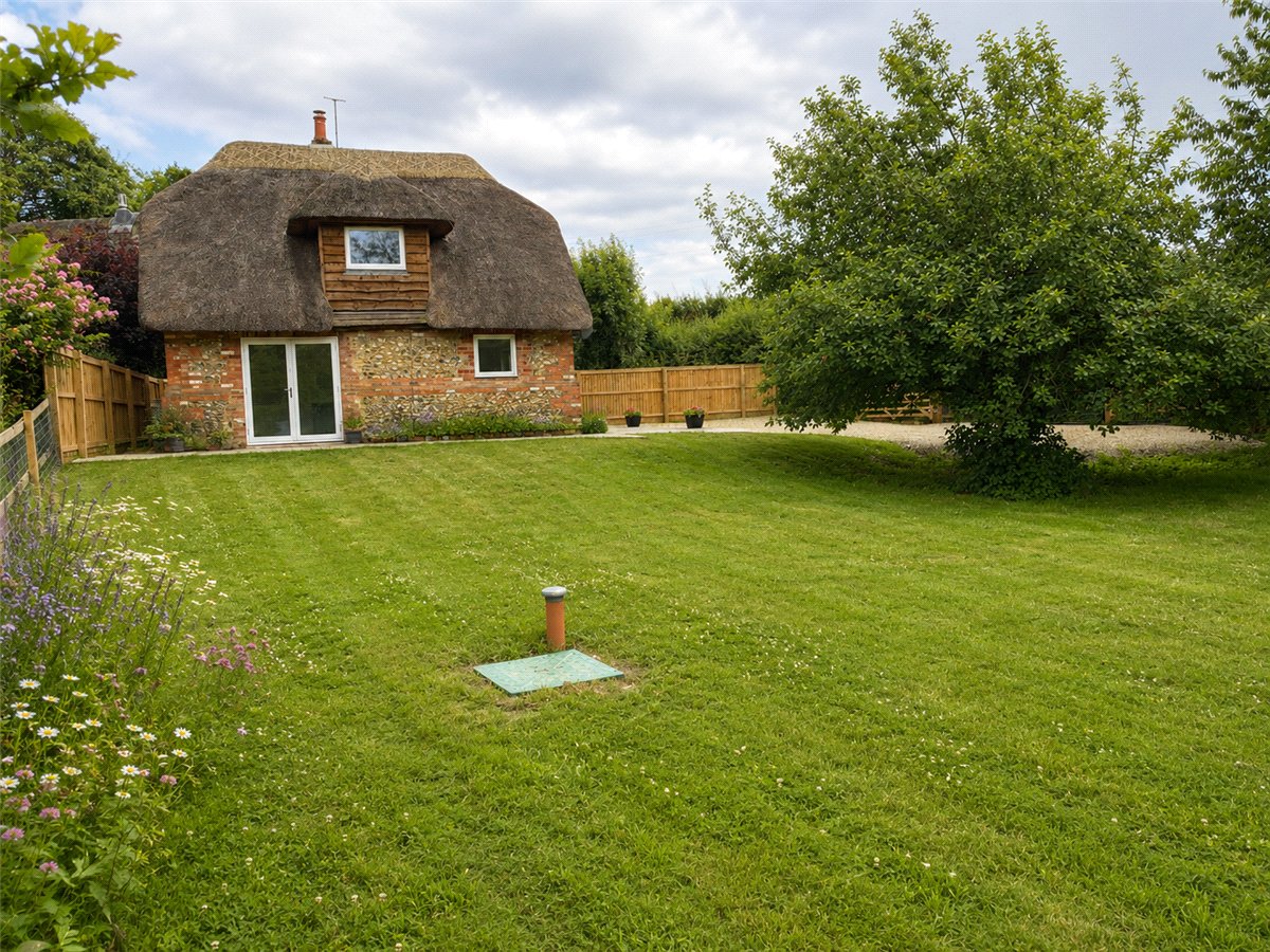 3 bedroom House, Preston, Ramsbury, SN8 - Available, Image 14