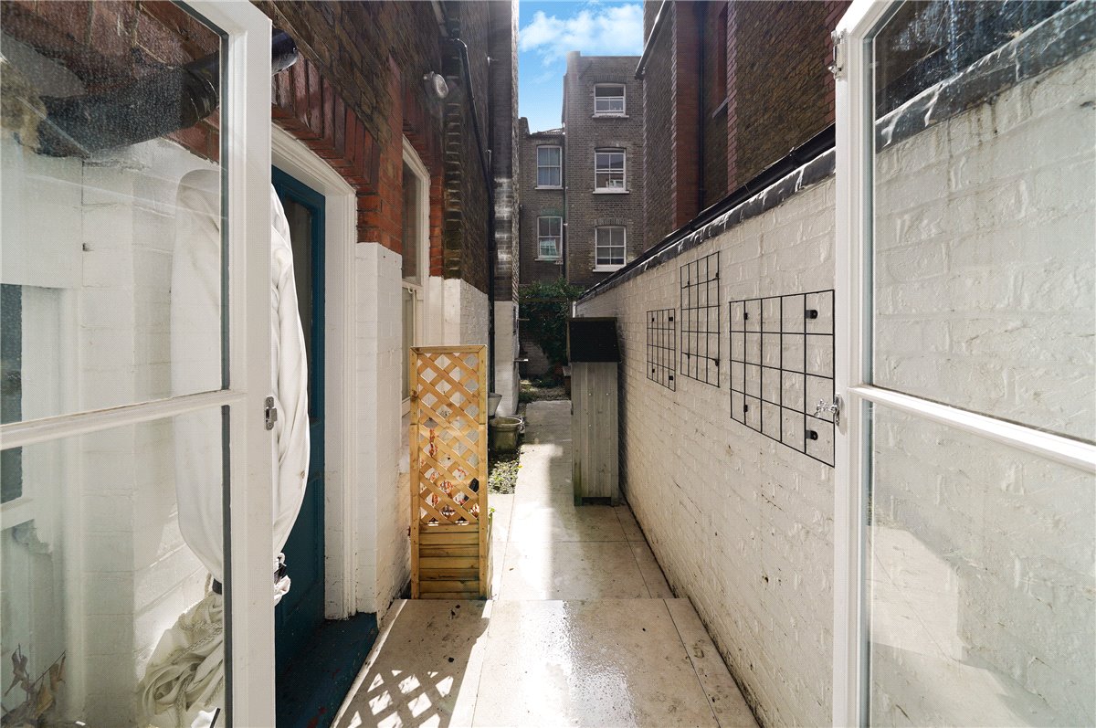 1 bedroom Flat, Buer Road, London, SW6 - Sold, Image 3