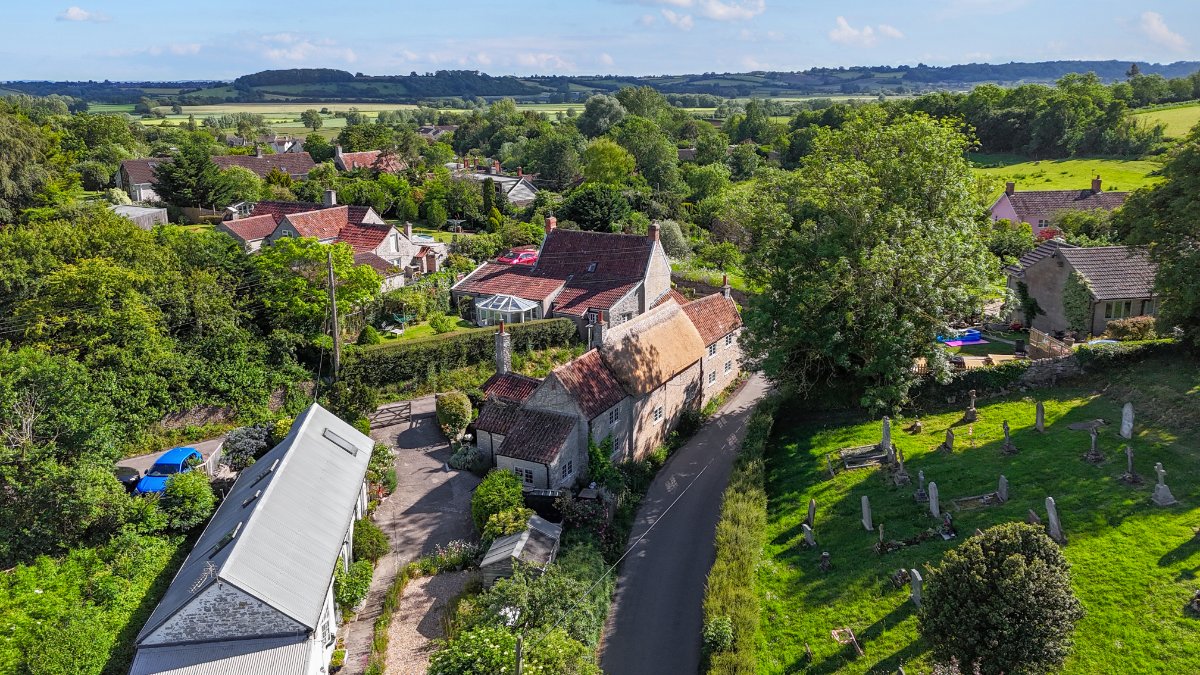 7 bedroom House, School Lane, Compton Dundon, TA11 - Available, Image 24
