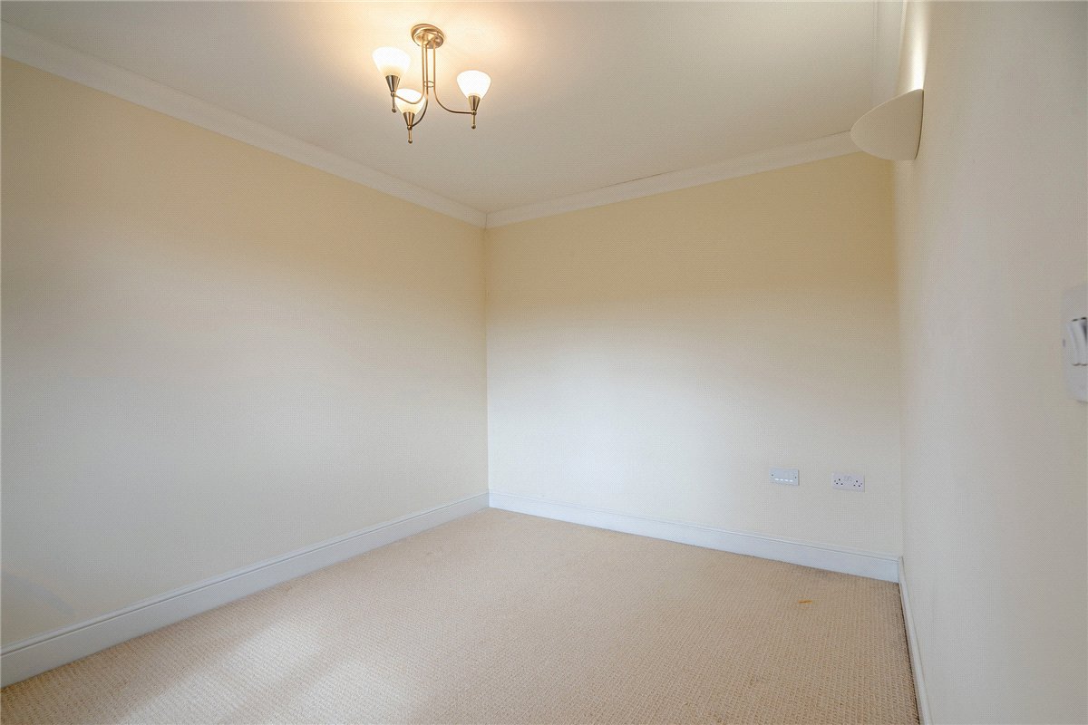 4 bedroom House, Hermitage Green, Hermitage, RG18 - Available, Image 27