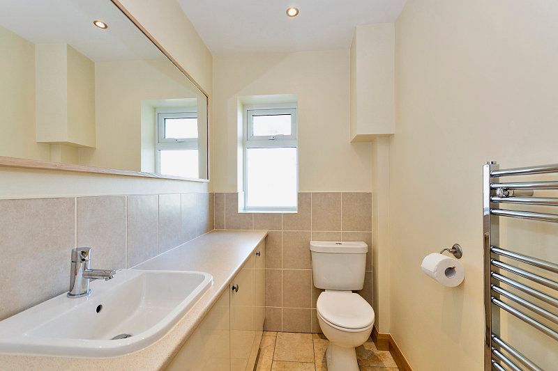 5 bedroom House, Back Lane, Langthorpe, YO51 - Let Agreed, Image 1