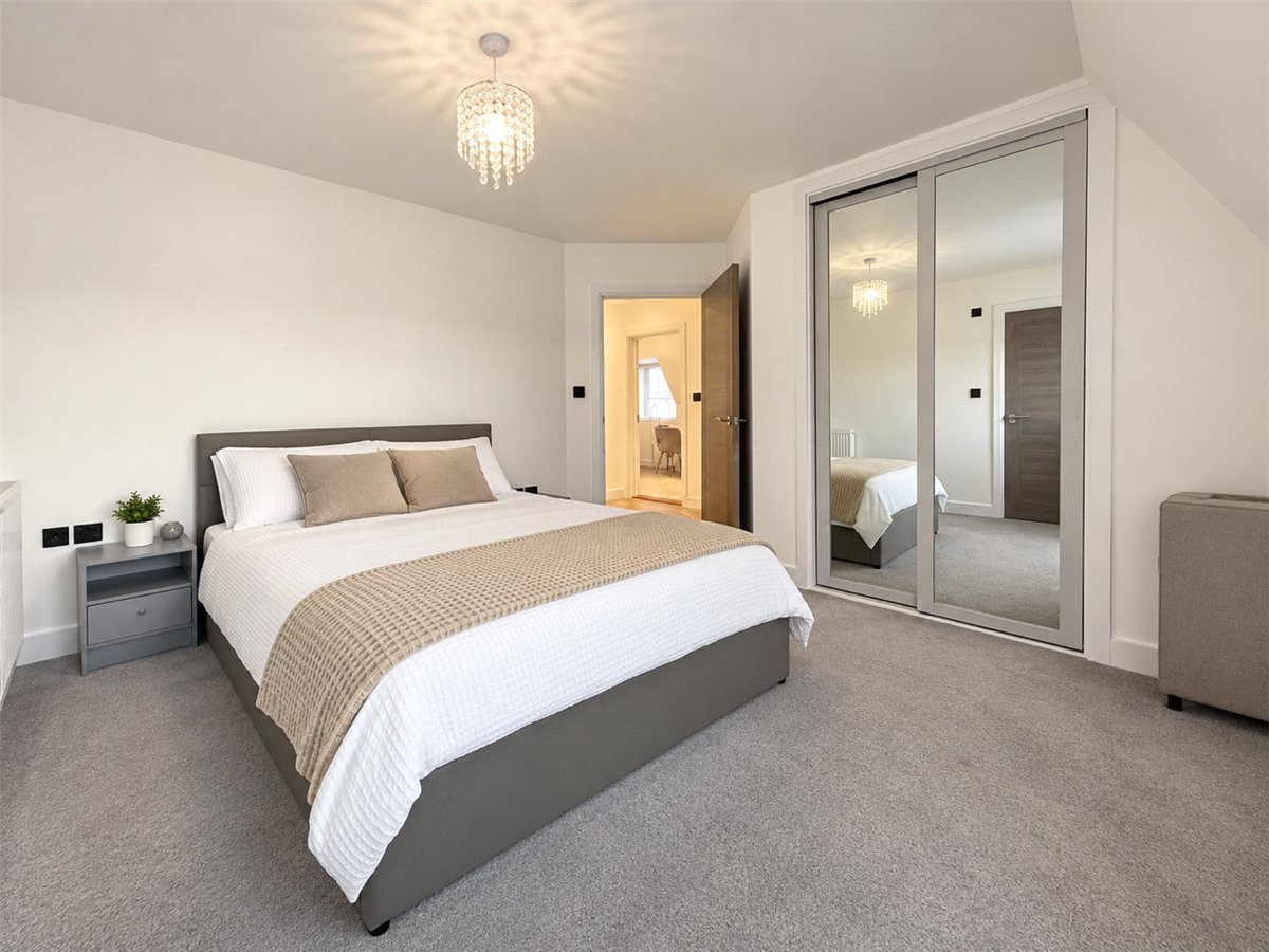 2 bedroom Flat, New Lane, Havant, PO9 - , Image 3