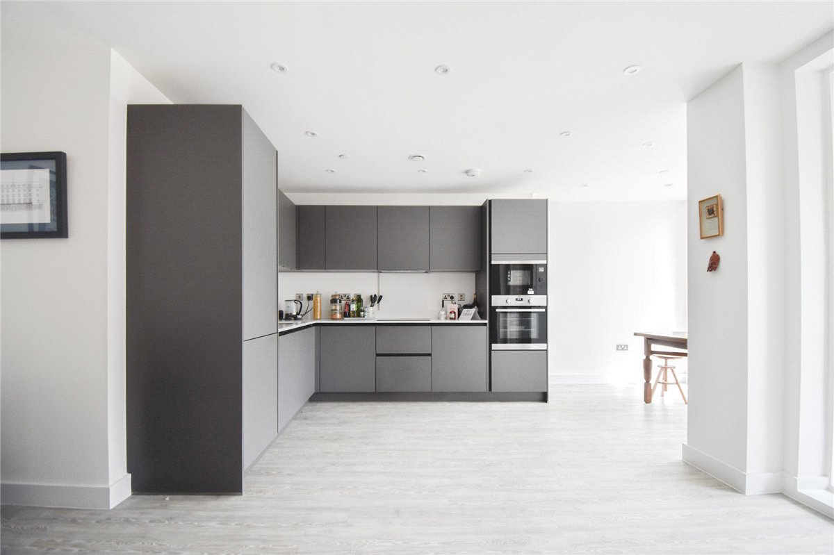 2 bedroom Flat, Aston Terrace, Cambridge, CB3 - Available, Image 4