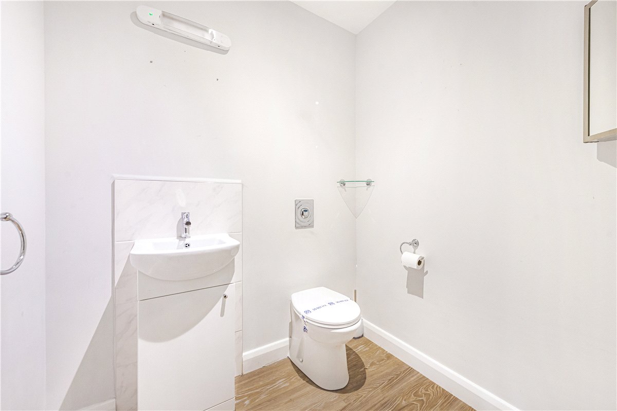 3 bedroom House, Tortington Manor, Ford Road, BN18 - Available, Image 19