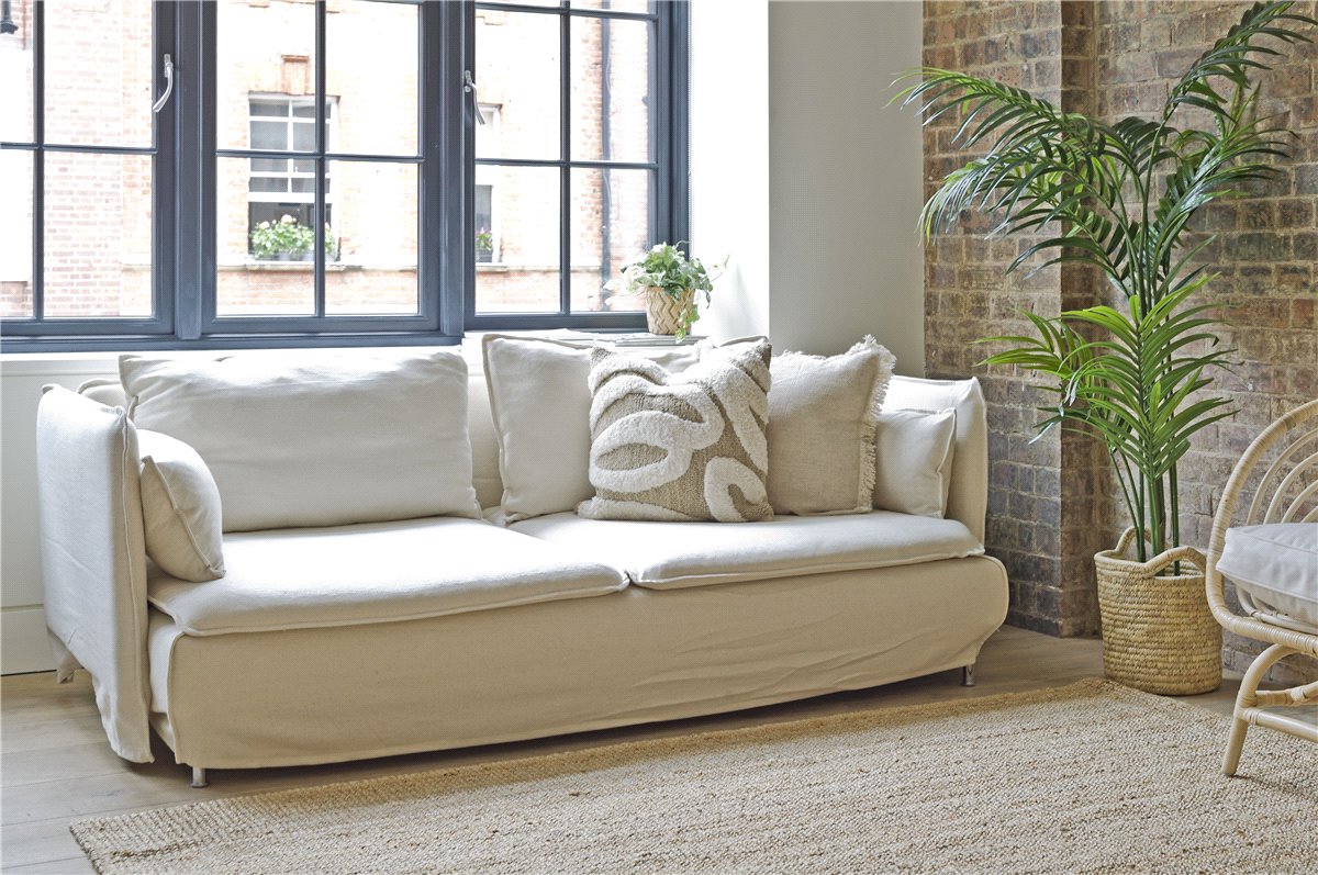 2 bedroom Flat, Great Titchfield Street, London, W1W - Available, Image 10