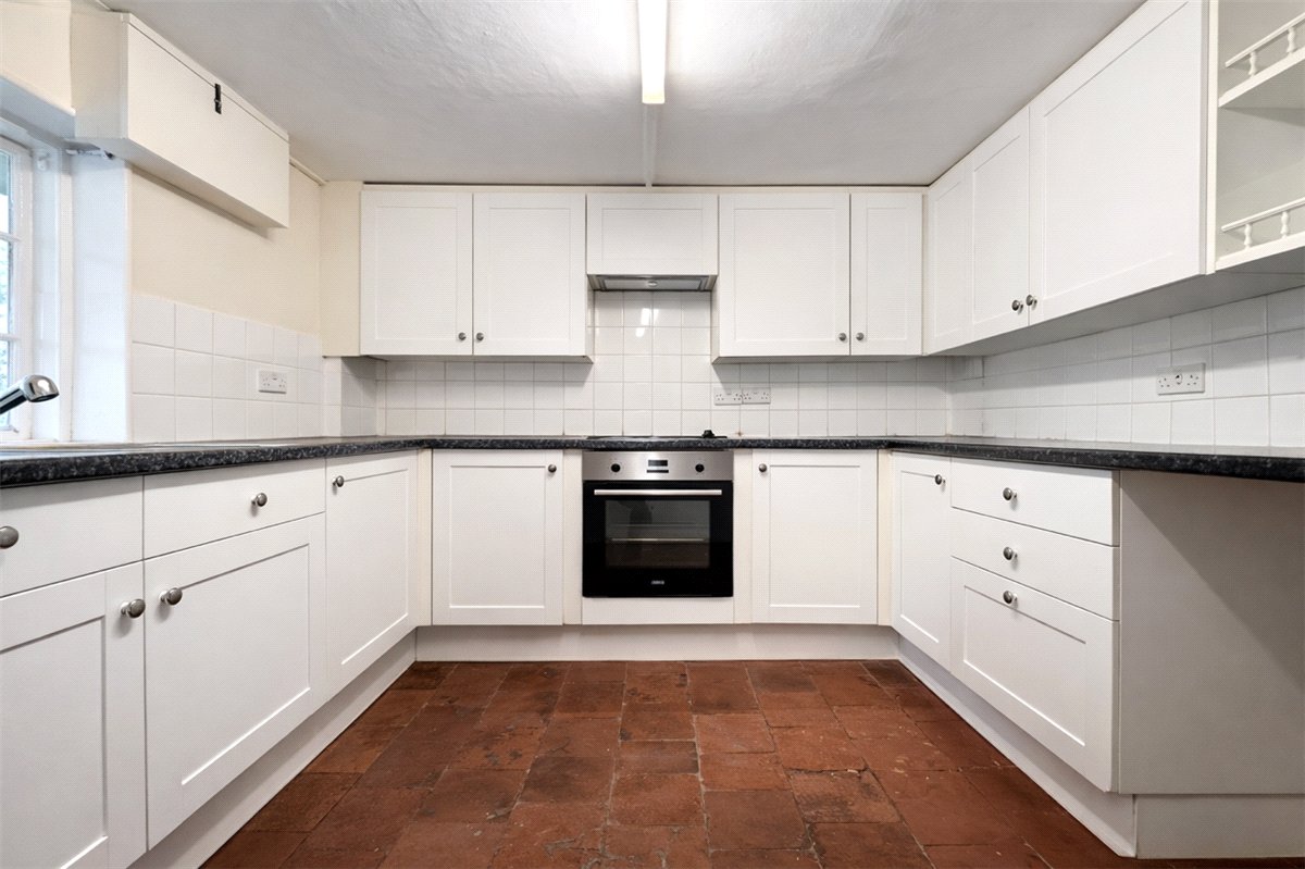 3 bedroom Cottage, East Stratton, East Stratton, SO21 - Let Agreed, Image 2