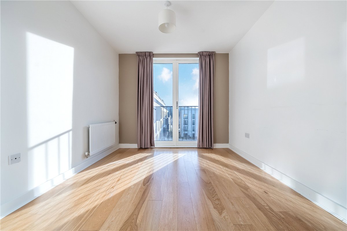 2 bedroom Flat, Victoria Bridge Road, Bath, BA2 - Available, Image 4