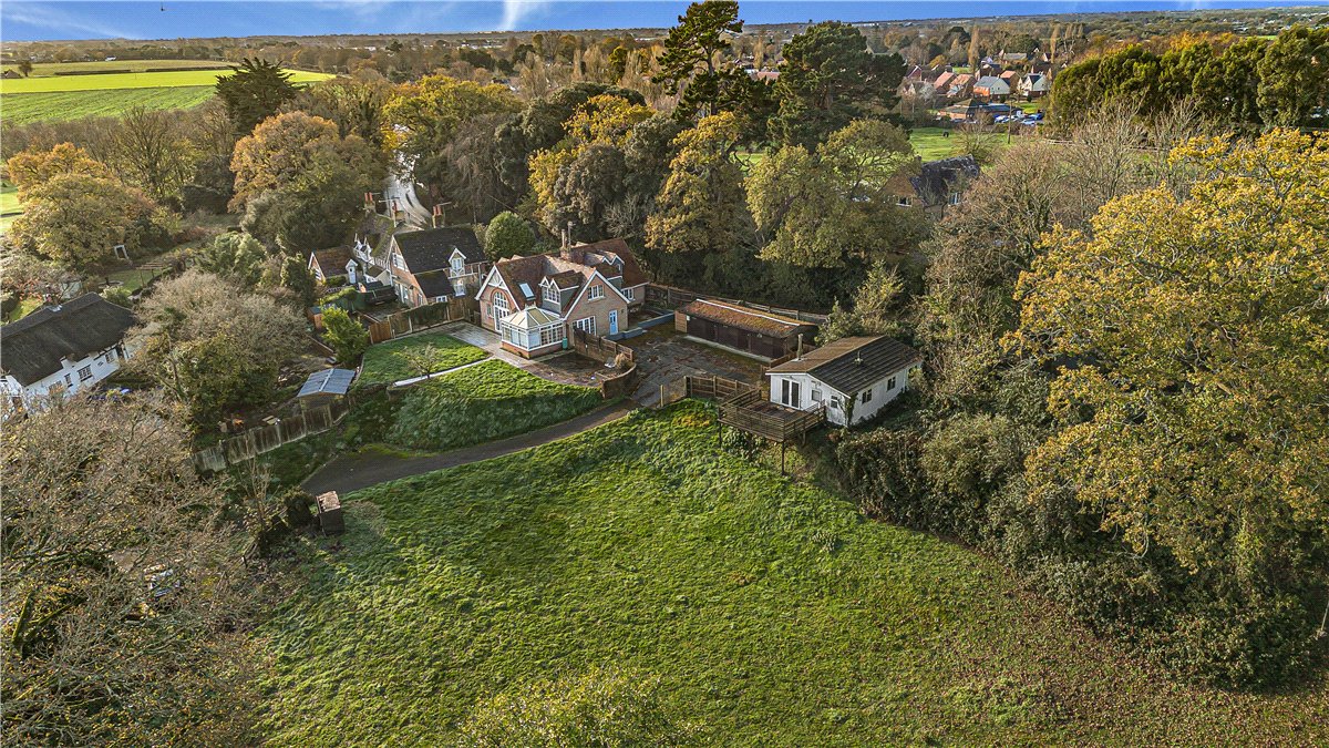 4 bedroom House, Yapton Lane, Walberton, BN18 - Available