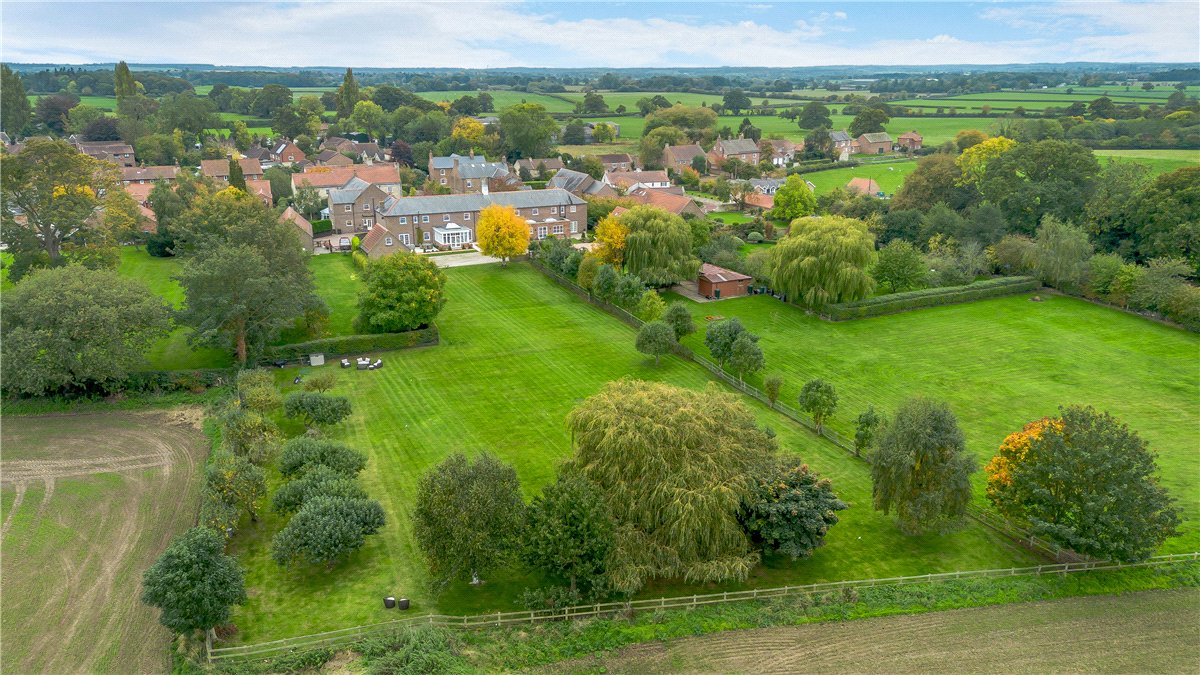 5 bedroom House, North Fields, Bickerton, LS22 - Available, Image 14