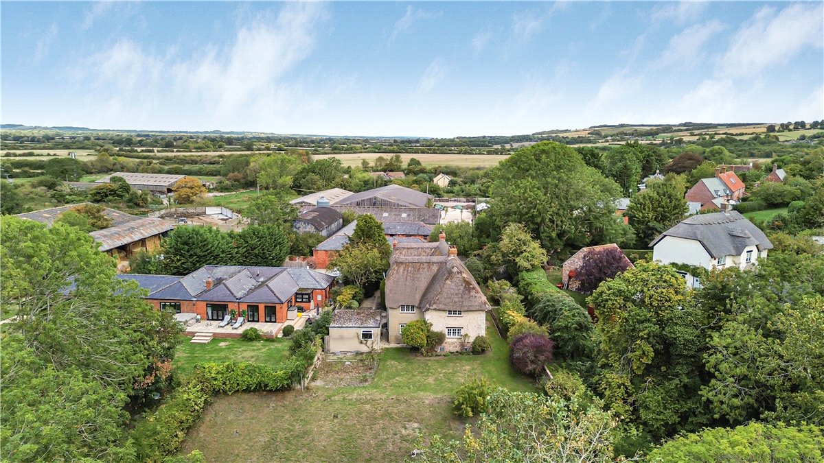 6 bedroom House, Cues Lane, Bishopstone, SN6 - Available, Image 17
