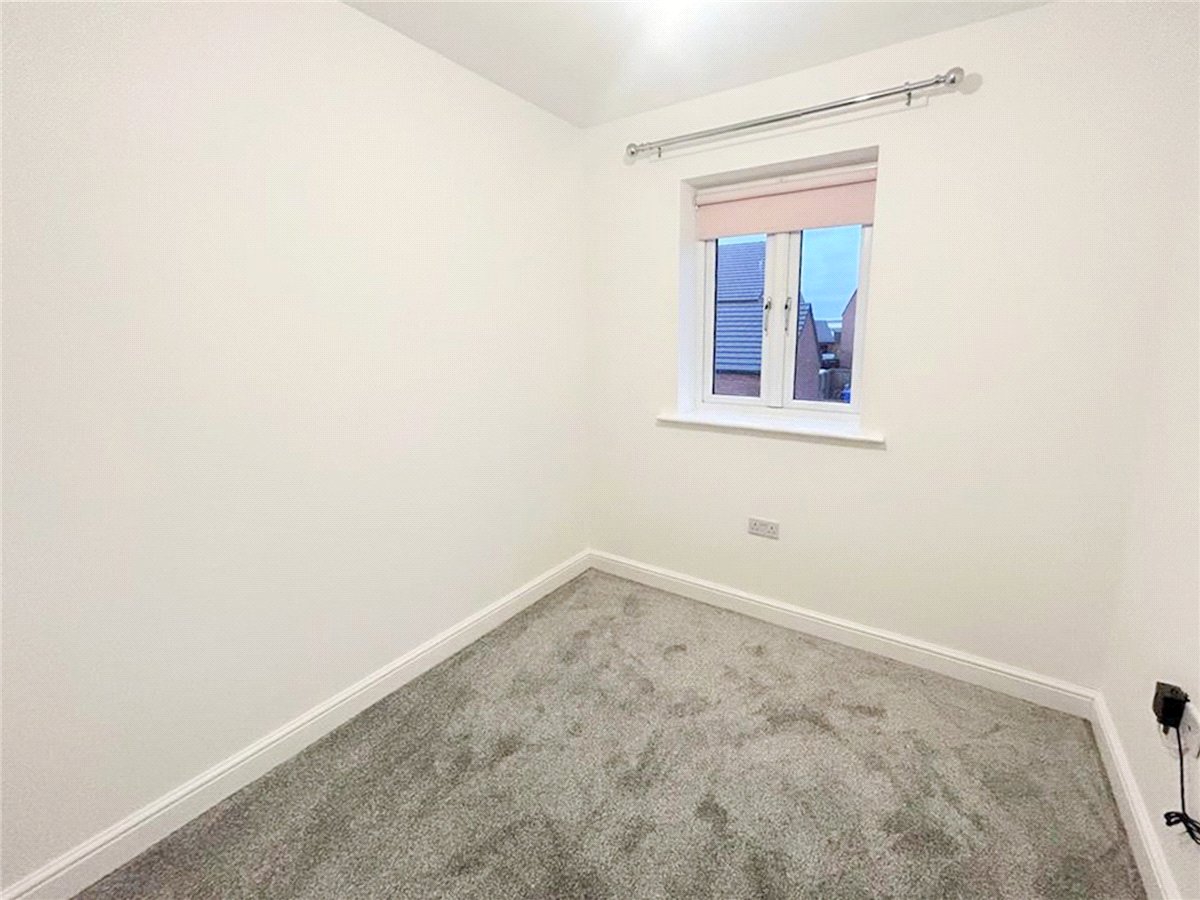 3 bedroom House, Harper Hill Gardens, Bircotes, DN11 - , Image 6
