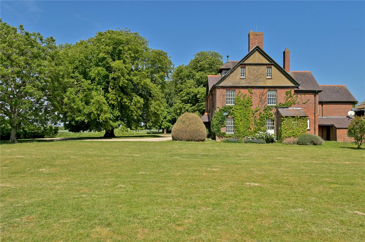 8 bedroom House, Upper Winchendon, Aylesbury, HP18 - Available, Image 10