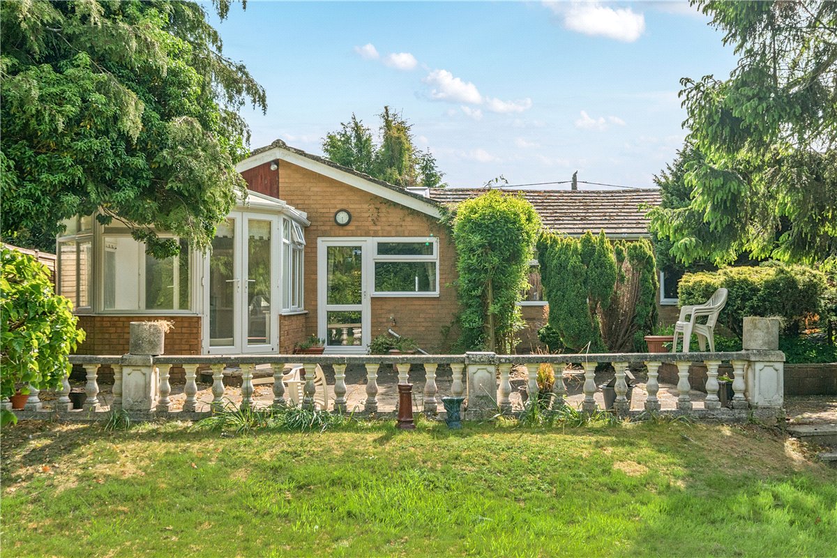 4 bedroom Bungalow, High Street, Burbage, SN83AR - Sold STC, Image 5