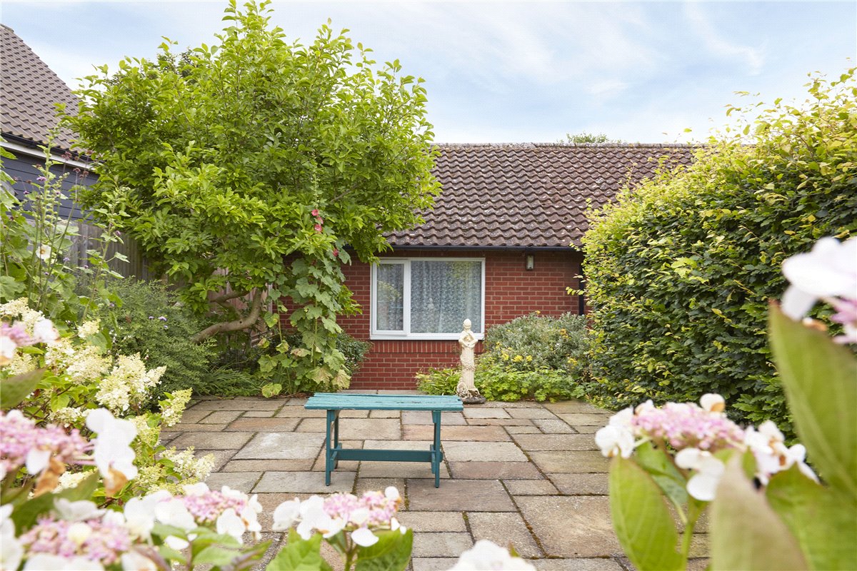 4 bedroom Bungalow, The Highlands, Exning, CB8 - Sold, Image 1