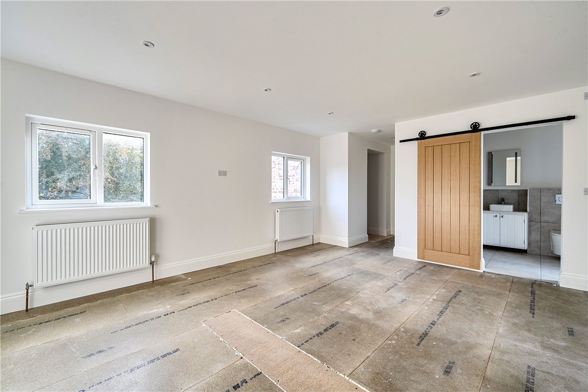 4 bedroom House, Stoke Hill, Stoke St. Michael, BA3 - Available, Image 3