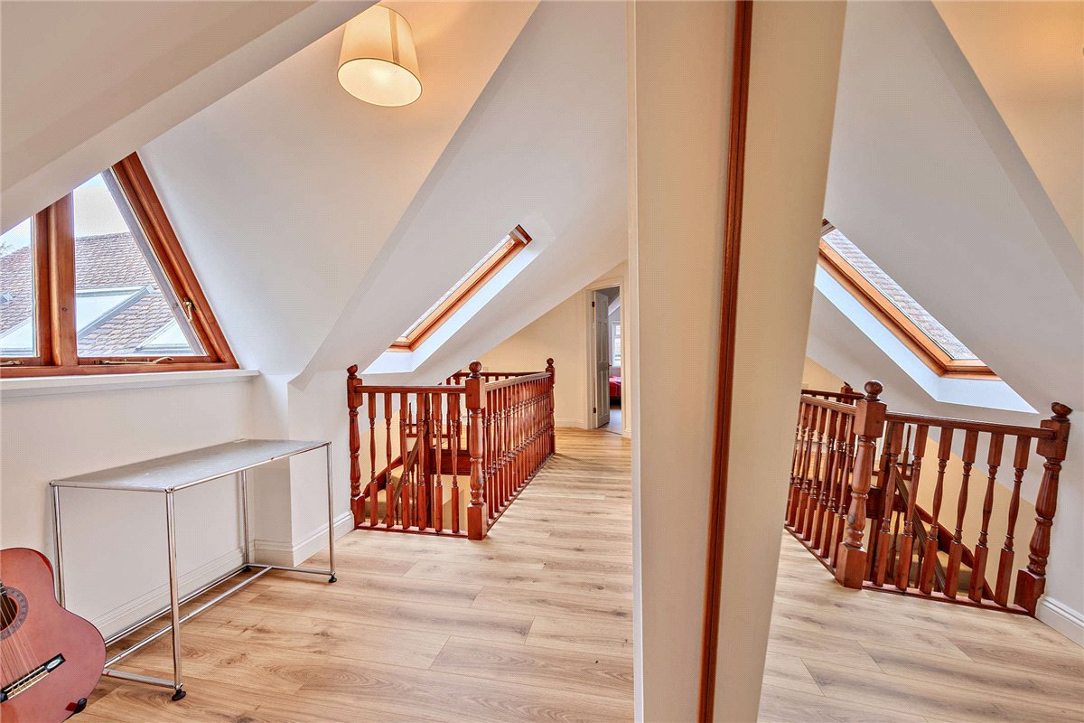 5 bedroom House, Andover Road, Newbury, RG14 - Available, Image 27