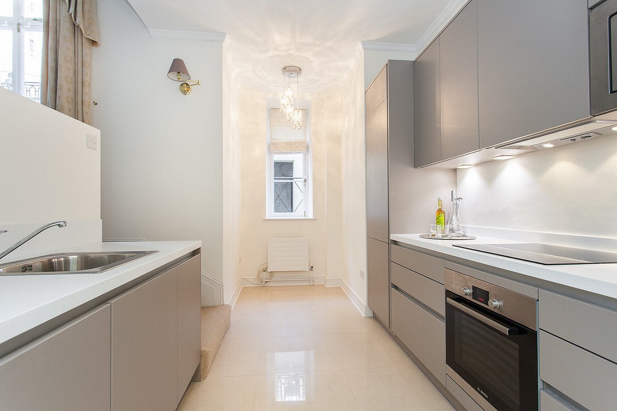 2 bedroom Flat, Mansfield Street, London, W1G - Available, Image 1